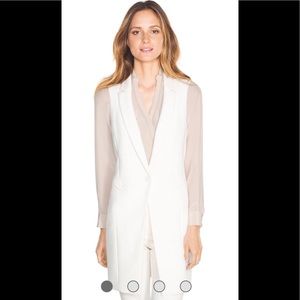 Beautiful White House black market blazer vest